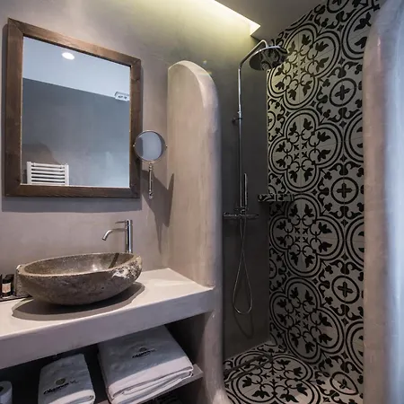 Olganos Vl Luxury & Hotel 4*
